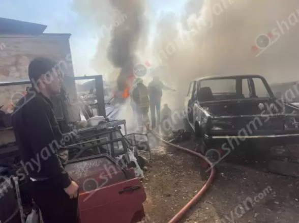 Հրդեհ՝ Աշտարակում. այրվել է ավտոպահեստամասերի տարածքը